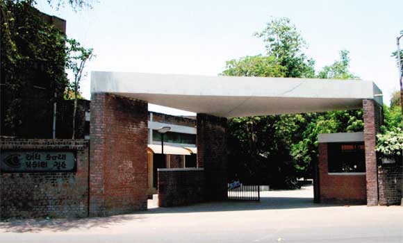 the main entrance of the school...
